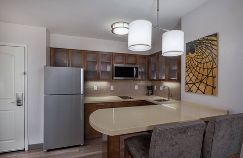 Gilbert Hotel | Guest Rated: 9.6 at Staybridge Suites Phoenix East - Gilbert