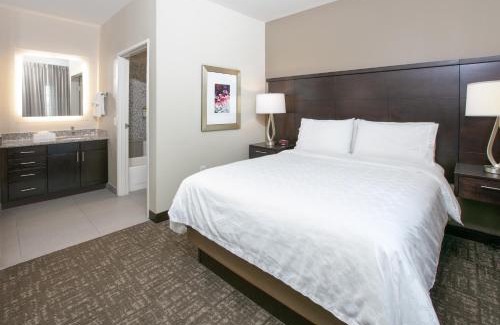 Plano Hotel | Discover Staybridge Suites Plano - A Pet-Friendly Retreat