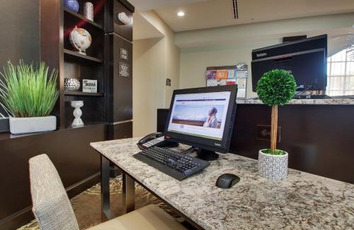 The Colony Hotel | Pet-Friendly Staybridge Suites Plano: Family-Approved Getaway