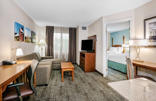 Round Rock West Hotel | Discover Staybridge Suites Round Rock with Pool and Spa