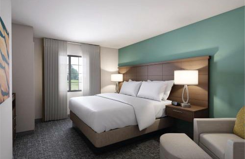 Scottsdale Hotel | Explore Staybridge Suites Scottsdale with Exceptional Amenities