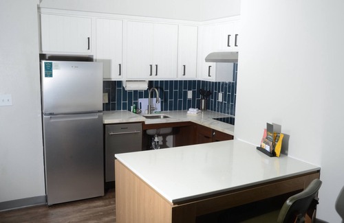 Tucson Hotel | Discover Staybridge Suites Tucson Airport with Pool & Spa