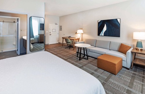 Woodway Hotel | Top-Rated Staybridge Suites Waco South with Pool & Breakfast