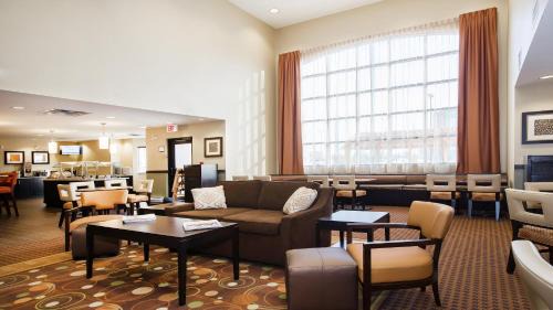 Jasper Place Hotel | Inviting Staybridge Suites West Edmonton with Family-Friendly Amenities