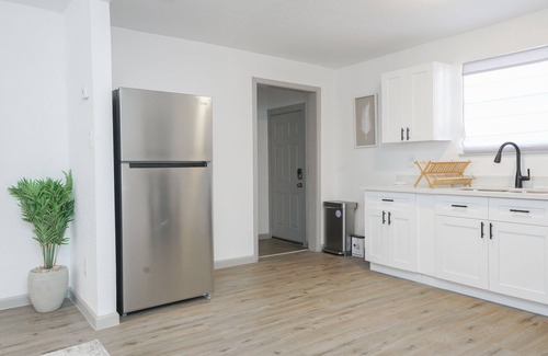 Galveston Bed & Breakfast | Unforgettable Staycation @ Galveston, Steps to the Beach
