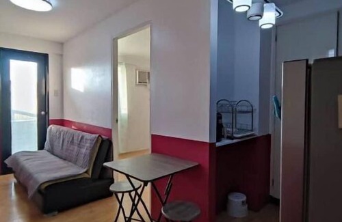 Pasig Apartment | Cozy Staycation Room with Aircon, Wifi & Pool Access