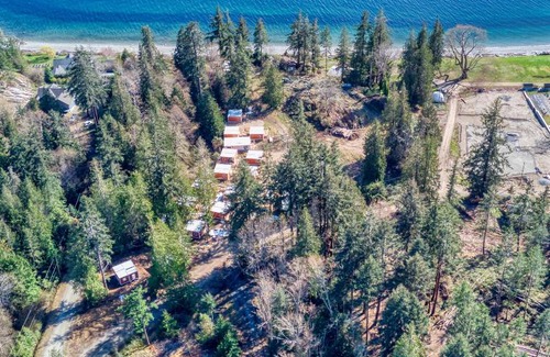 Sliammon House | Idyllic Staycation at Emmonds Villa with Oceanfront Views