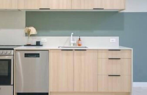 Downtown Eastside Apartment | Relaxing Staycation in 2-Bedroom Condo, Japantown