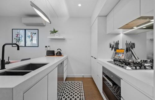 Northcote Apartment | Guest Rated 10/10: StayCentral Northcote Townhouse Retreat