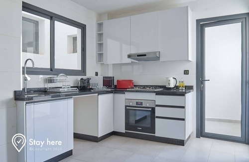 Rabat Apartment | Experience Stayhere Rabat: A 4-Star Haven with Dining