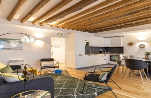 Quartier de la Place-Vendome Apartment | Staying by the Tuileries, Madeleine, Vendome, Louvre-the Parisian headquarter!