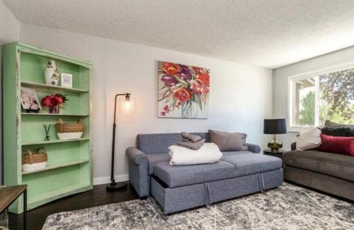 Boise Bench House | Perfectly Located Boise Townhouse for Family Getaways