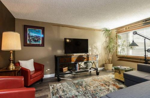Boise Bench House | Unique Boise Townhouse: Family-Friendly Stay Near St Als