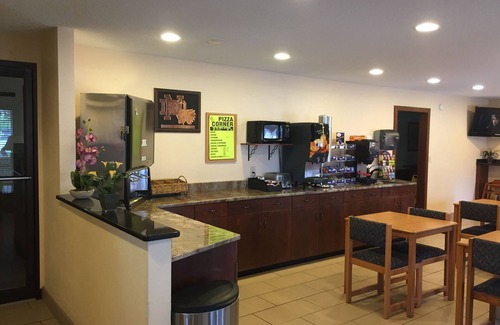 Grand Forks Hotel | Budget-Friendly Stay at Americas Best Value Inn Grand Forks