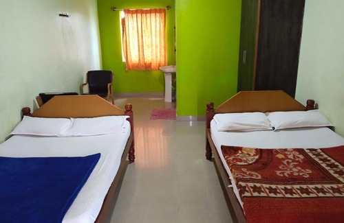Mysore Hotel | Budget-Friendly Stay at STAYMAKER Yashaswini Residency
