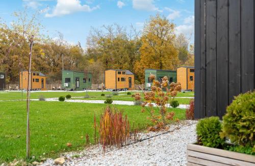 Zator House | Family-Friendly MJ Rentals - Tinyhouse Zator, Rated 9.7/10