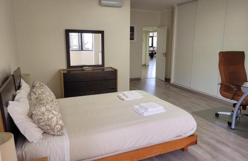 Fatima Apartment | Comfortable StaynFeel 03: Pet Friendly & Top Rated at 9.4