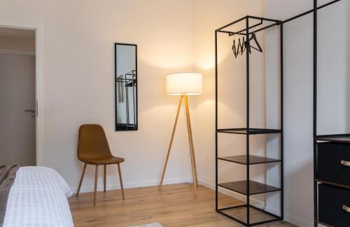 Gemarkung Barmen Apartment | StayVision Wuppertal: Spacious 3-Bedroom Retreat with Balconies