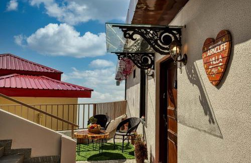 The Mall Road Villa | Discover Arncliff Villa: Family-Friendly Near Mall Road