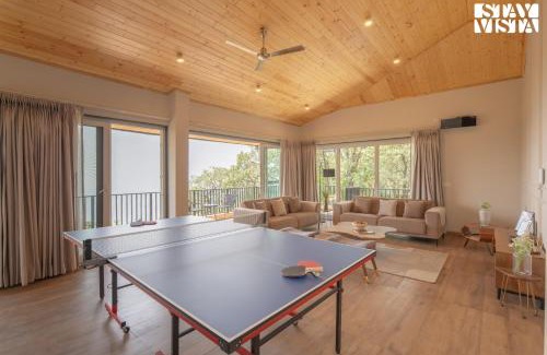 The Mall Road Villa | StayVista at Glass Forest with Bonfire, BBQ