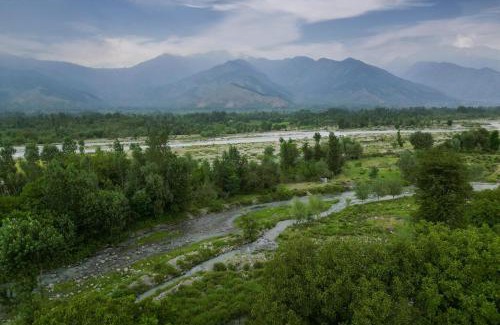 Pahalgam Villa | Discover Comfort at StayVista's Lavender Haze Cottage