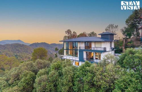 Kumarhatti Villa | StayVista at Petal Perch 4 BR and 2 BR with Bonfire in Kasauli
