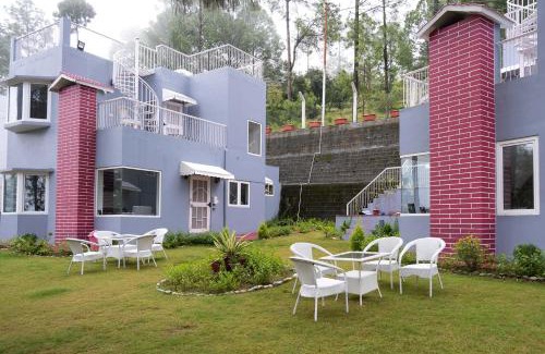 Lansdowne Villa | Exclusive Getaway at StayVista: Pet-Friendly Retreat