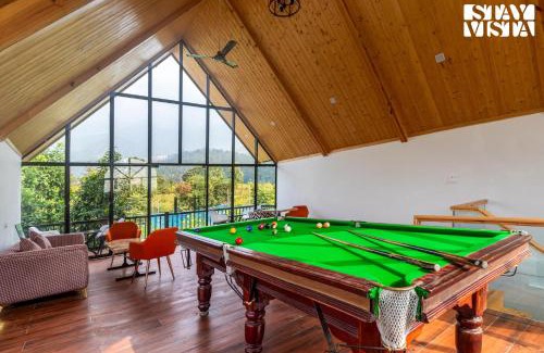 Bullawala Villa | Experience SilverSpring Cottage: Valley View & Bonfire Bliss