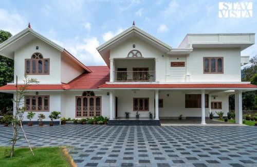 Bison Valley Villa | Experience StayVista at Spice Notes with Included Breakfast