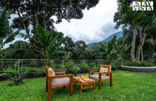 Bison Valley Villa | Experience StayVista at Spice Notes with Included Breakfast