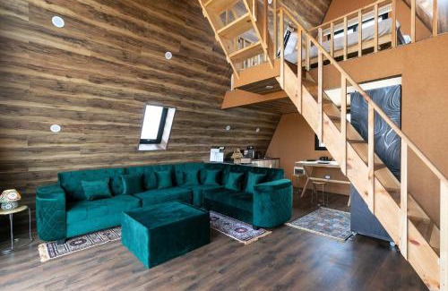 Srinagar Villa | Discover StayVista at The Loft: Pet-Friendly Retreat