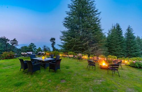 Shimla Villa | Top-Rated StayVista at The Woods with Family-Friendly Amenities