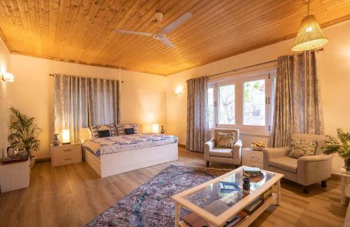 Srinagar Villa | Discover StayVista at Waterside Estate - Pet Friendly Retreat