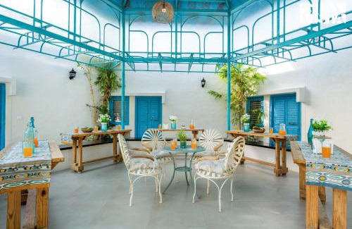 Sholinghur Villa | Relax at StayVista: Family-Friendly Retreat with Pool