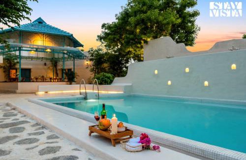 Sholinghur Villa | Relax at StayVista: Family-Friendly Retreat with Pool