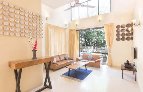 St.Stanislaus Villa Villa | Discover Greenwoods Villa: Private Pool & City-Center Access