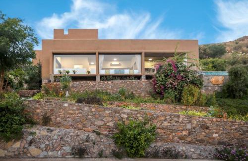 Bedla Villa | Escape to Sage Scenery - Mountain-View Villa with Pool