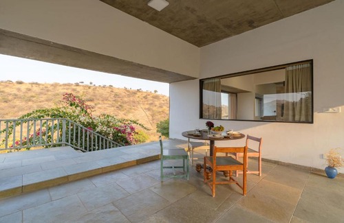 Bedla Villa | Escape to Sage Scenery - Mountain-View Villa with Pool