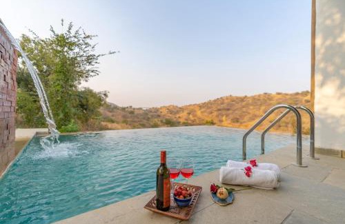 Bedla Villa | Escape to Sage Scenery - Mountain-View Villa with Pool