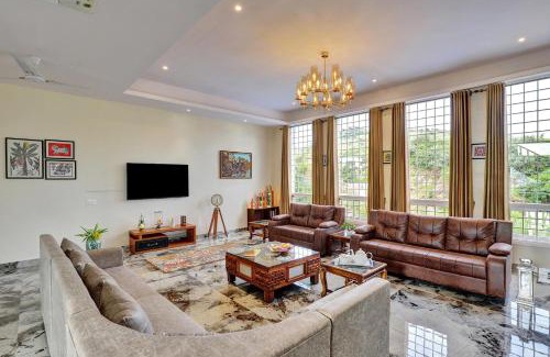 Bedla Villa | Discover StayVista's Hill-View Villa with Private Pool & Jacuzzi