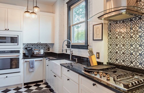 Covington House | Discover StayYork: Pet-Friendly Retreat in Covington