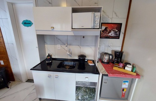 Urubici Apartment | Rustic Studio Retreat: Cozy Kitchen & Spa Amenities Await