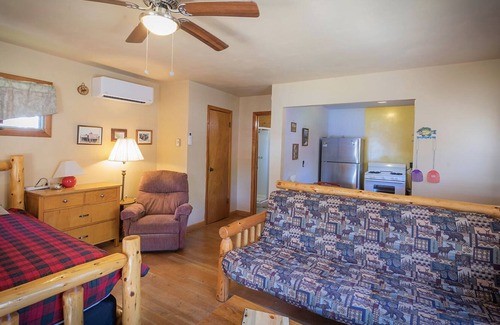 Walker Cabin | Romantic Oceanfront Retreat at Steamboat Bay Resort Cabin 6