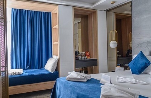 Olimp Hotel | Discover STEAUA DE MARE - Olimp Resort with Pool & Dining
