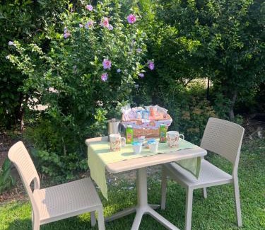 Lonato del Garda House | Discover Steba House Savani: Oceanfront Retreat with Hot Tub