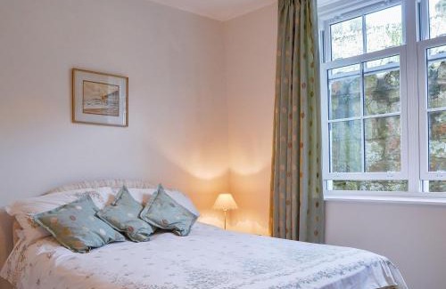 Ventnor House | Family-Friendly Steephill Lodge with Great 8.5/10 Reviews