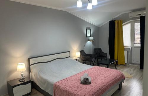 Causeni Apartment | Discover Comfort at Ștefan House - Child-Friendly Retreat