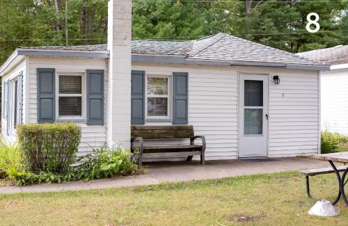 Greenbush Hotel | Relaxing Oceanfront Retreat at Stefan's R&R Resort