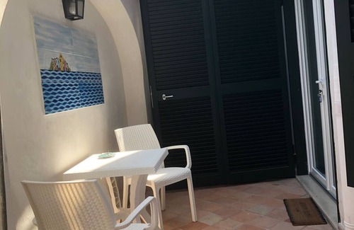Tiberio Apartment | Discover Stefania's House: Pool, Spa & Perfect Reviews