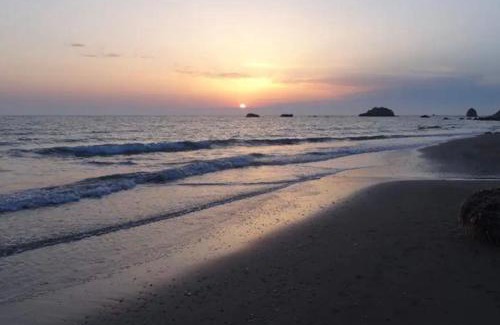 Agios Matthaios Apartment | Pet-Friendly Stefanias Apartments with Ocean Views & Breakfast